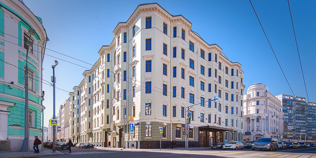 Полянка 44